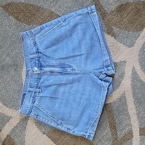 High-waisted shorts